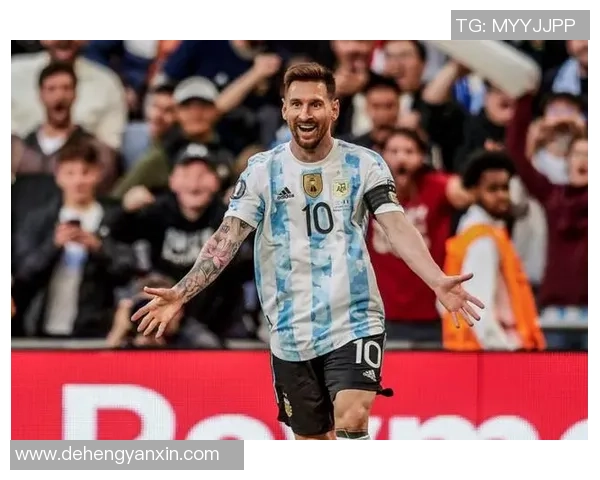 足球场上的华丽舞步：从贝尔到梅西的后卫巨星们